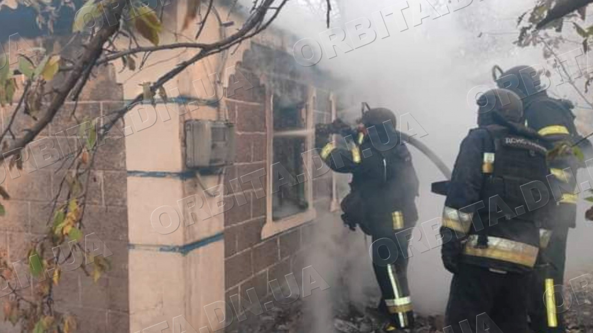 Рятувати людей все складніше: на покровських ДСНСників чатують ворожі дрони