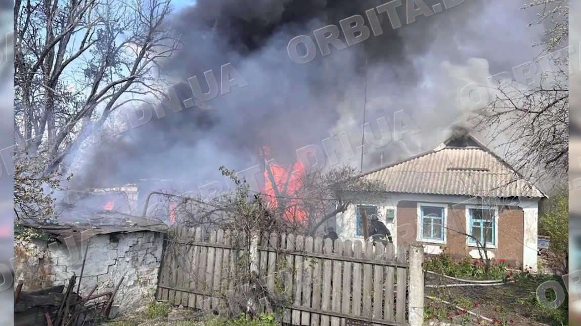 Горять і будівлі, і екосистеми: у Покровському районі часті пожежі