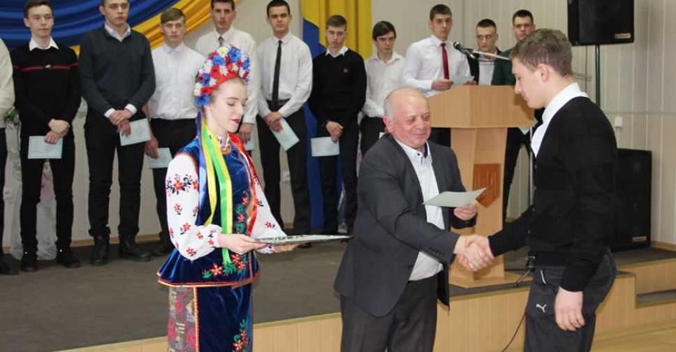 Будущие кадры ШУ «ПОКРОВСКОЕ»: студентам Покровского профессионального лицея торжественно вручили дипломы