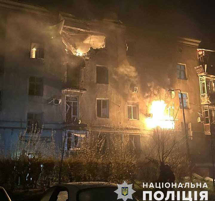 П’ятеро поранених, з них одна дитина: про наслідки обстрілів Донеччини 8 квітня повідомили в поліції