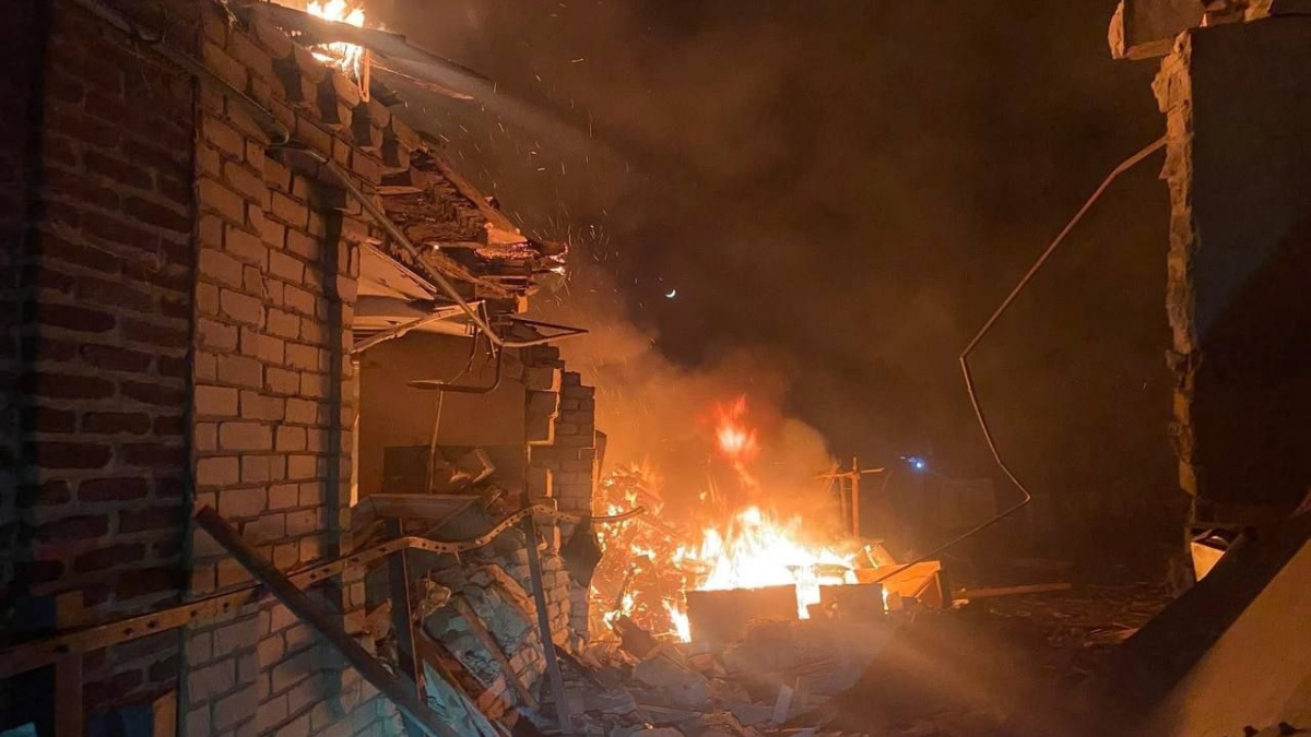 Одна людина загинула, четверо поранені: поліція Донеччини - про наслідки російських атак 22 березня