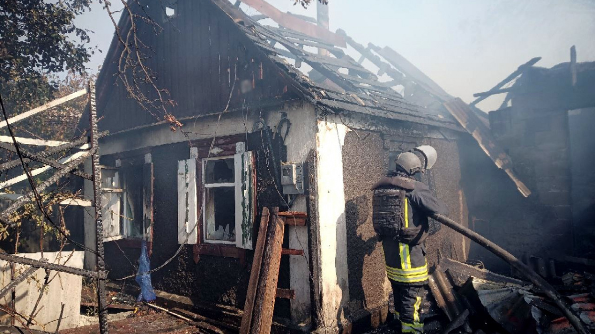 Атаковано 13 населених пунктів Донеччини: троє людей загинули, вісім зазнали поранень