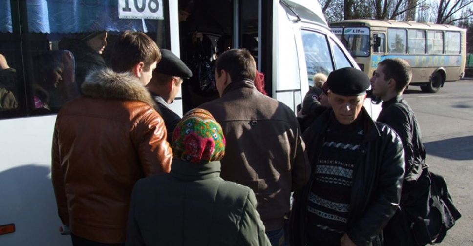 В Покровске расширен список лиц, имеющих право на льготный проезд в общественном транспорте