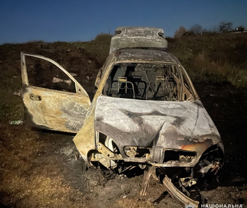 Двоє травмованих, згоріла машина: поліція Покровська повідомила про ДТП, які сталися 28 жовтня