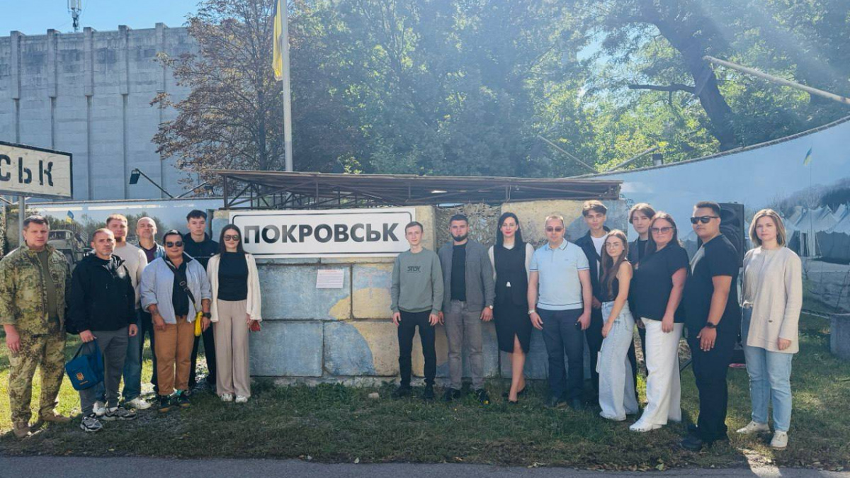 У Дніпрі відкрили пам’ятний знак «Покровськ», який став частиною музейної експозиції