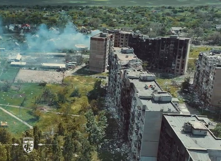 Ворожі дрони, поранені цивільні та пошук дітей: Сергій Добряк - про ситуацію в Покровській громаді
