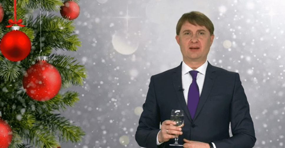 Александр Брыкалов поздравляет с Новым годом