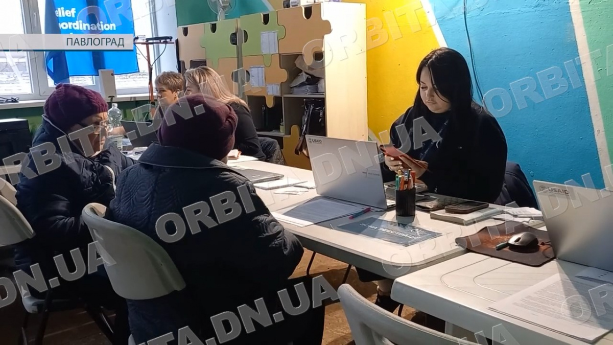 У пошуках безпеки: десятки людей продовжують щодня виїжджати з Донеччини