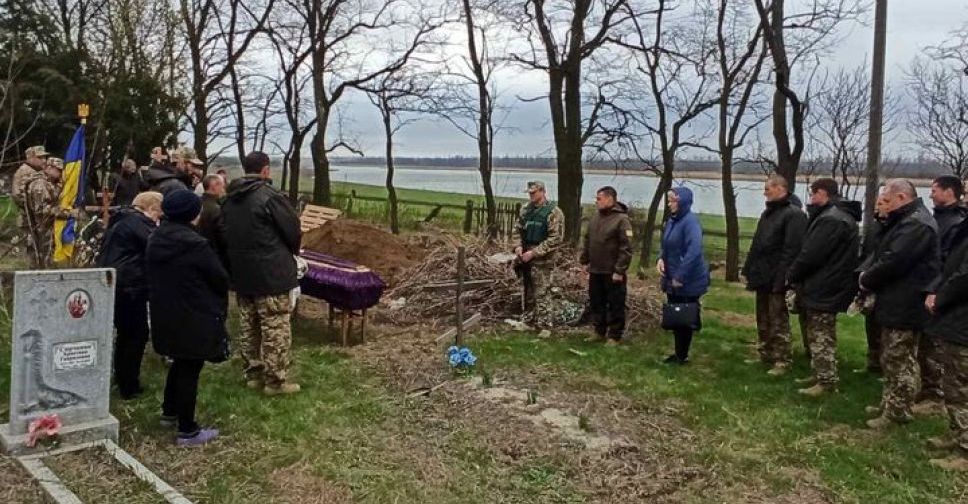 Покровська громада простилася з українським воїном Петром Коровчуком