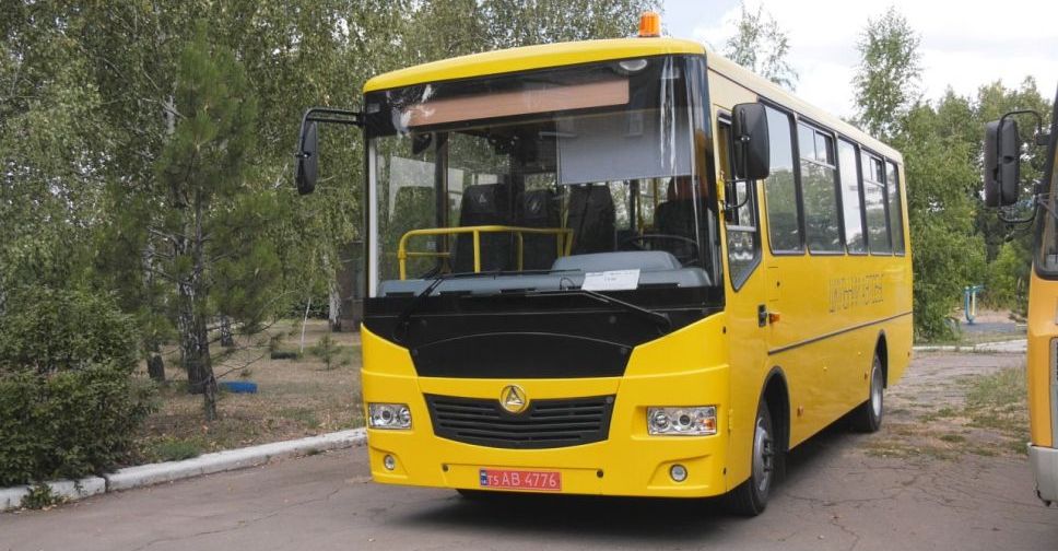 Автопарк Покровского района пополнился еще одним школьным автобусом