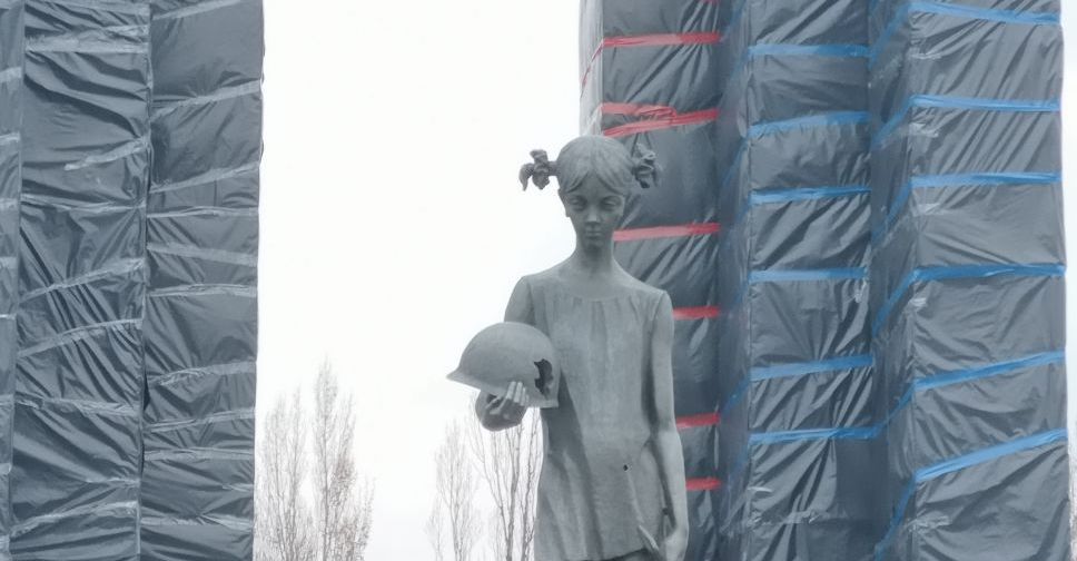 Почему приостановлена реконструкция мемориала «Девочка» в Покровске?