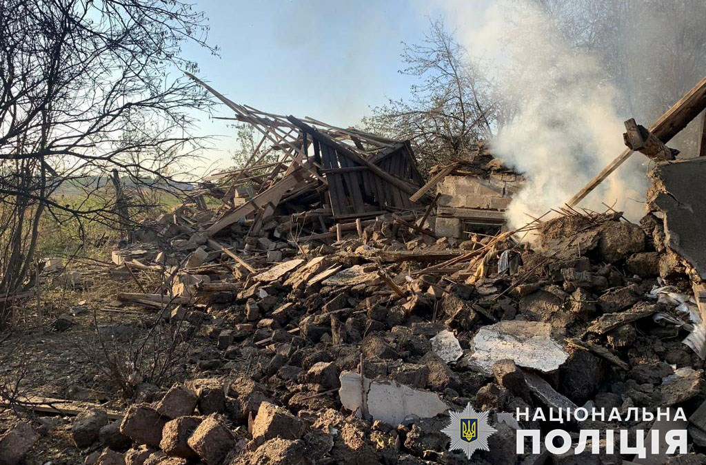 Ворог продовжує гатити по Донеччині: за добу поранили 5 людей