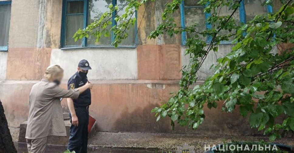 В Новогродовке годовалый ребенок выпал из окна третьего этажа