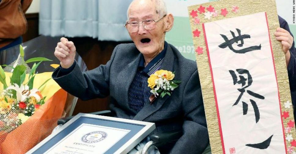 Найстарішому чоловіку у світі 112 років: секрет його довголіття простий