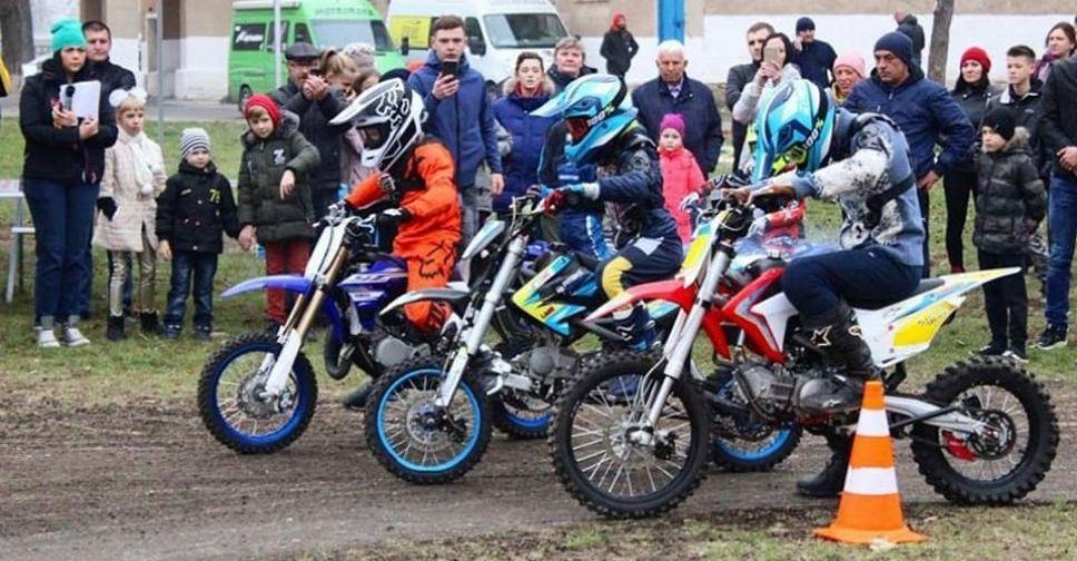В Покровске состоялись первые городские соревнования по мотокроссу