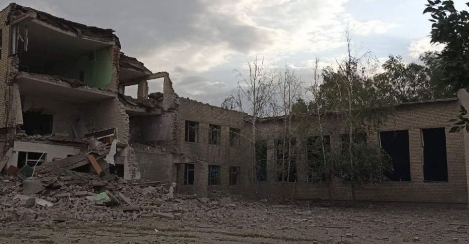Війська рф продовжують нищити навчальні заклади Донеччини: обстріляли школу в Цукуриному