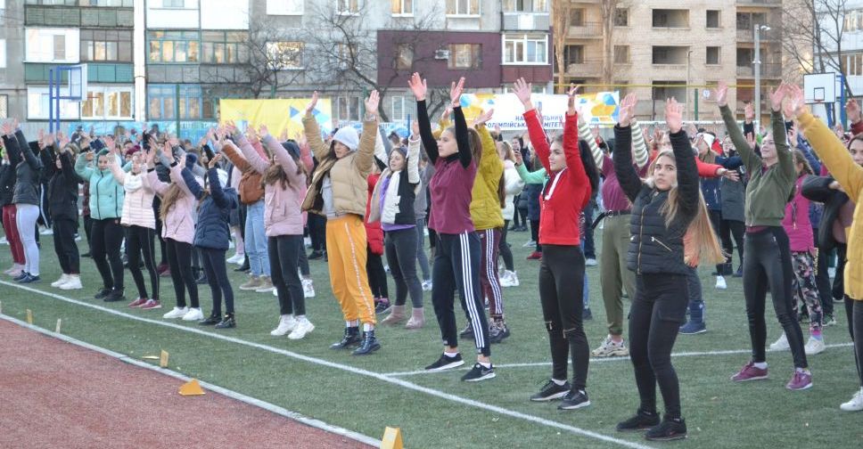 Масштабный спортивный флешмоб в Покровске дал начало областному челенджу
