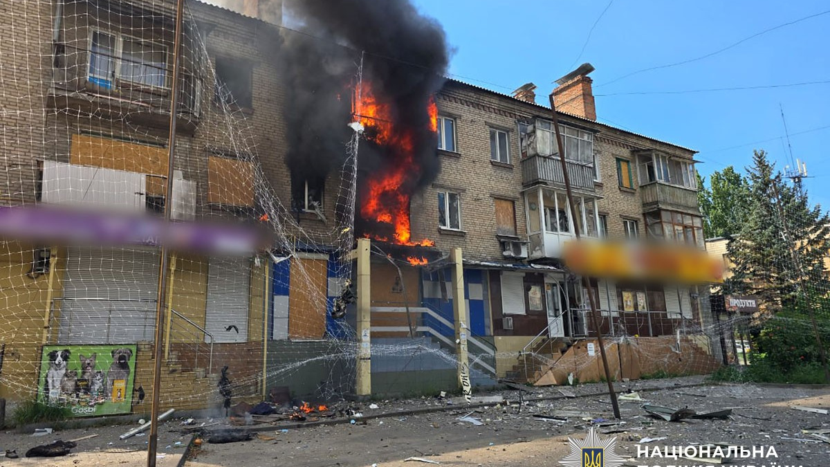 Одна людина загинула, 9 зазнали поранень внаслідок ворожих обстрілів Донеччини 5 серпня