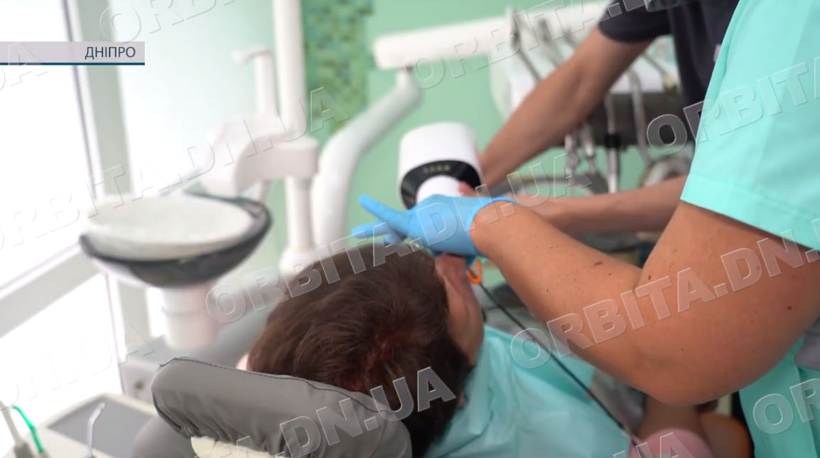 Лікують і земляків, і місцевих: Покровська стоматологія користується попитом у Дніпрі