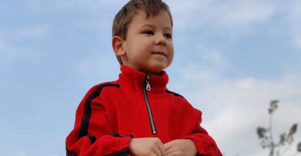5-летний Тимурчик из Мирнограда мечтает ходить сам. Давайте поможем!