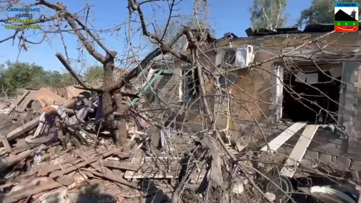 За 15 годин – 4 обстріли, 3 загиблих та 20 поранених: росіяни продовжили тероризувати Селидівську ТГ