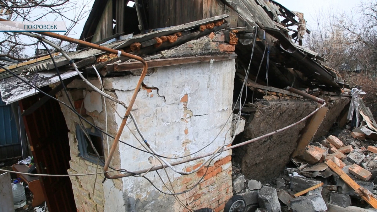 Росіяни обстріляли Покровськ вчетверте за місяць: пошкоджені житлові та адміністративні будівлі