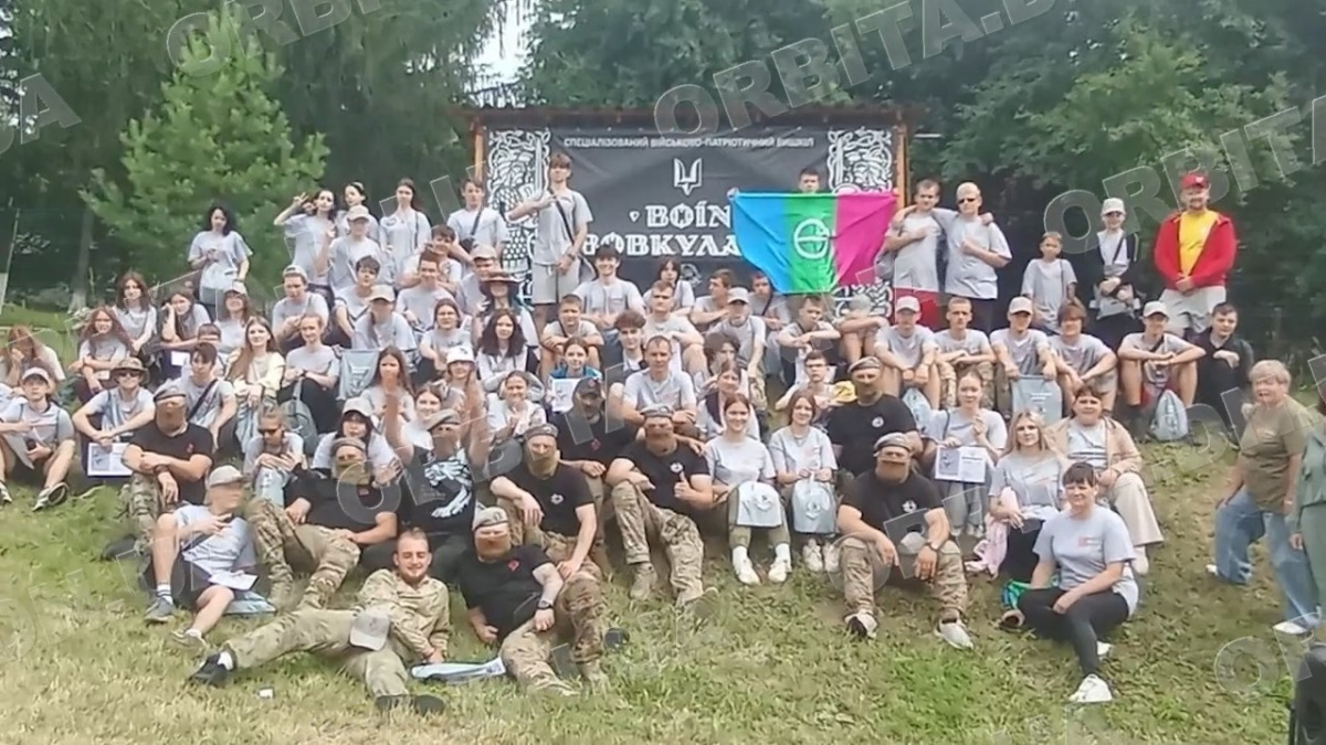 «Незламний воїн»: покровські школярі побували на військово-патріотичному вишколі