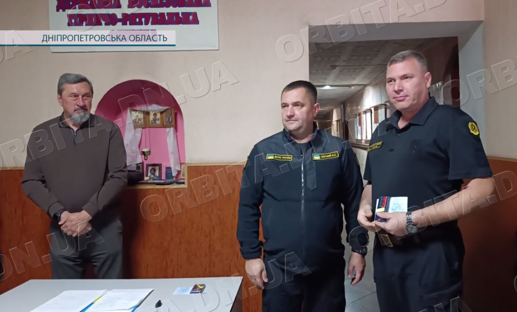 День рятівника: 10-й ВГРЗ продовжує службу та приймає вітання
