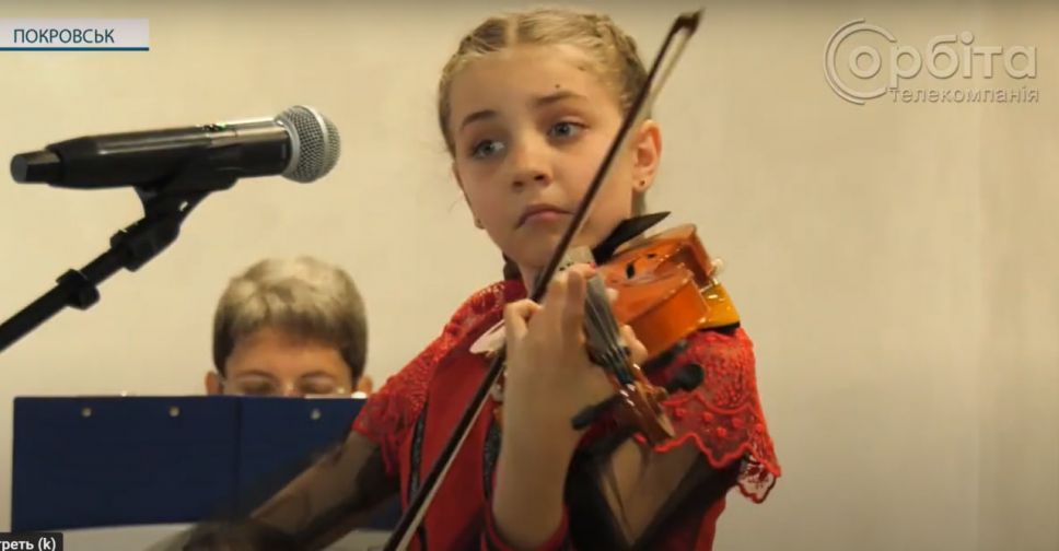 12-річна скрипалька Олександра Челпанова дала перший сольний концерт