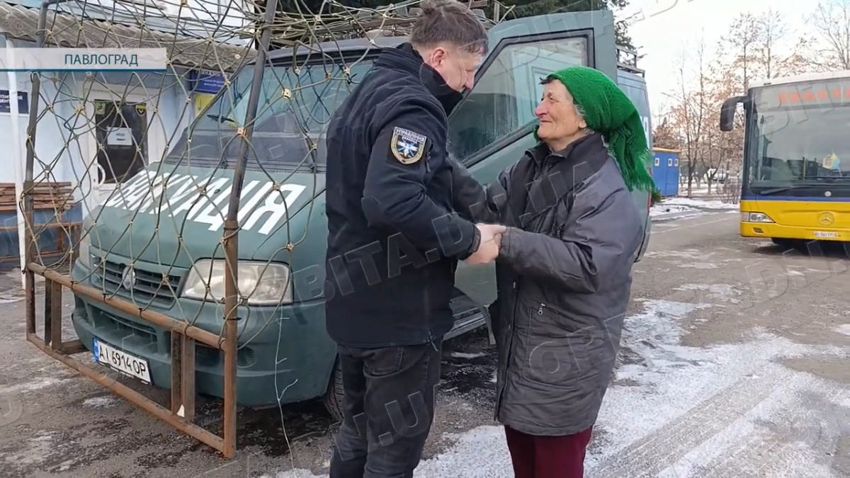 Сім врятованих життів: капелани під дронами евакуювали родини з Добропільщини