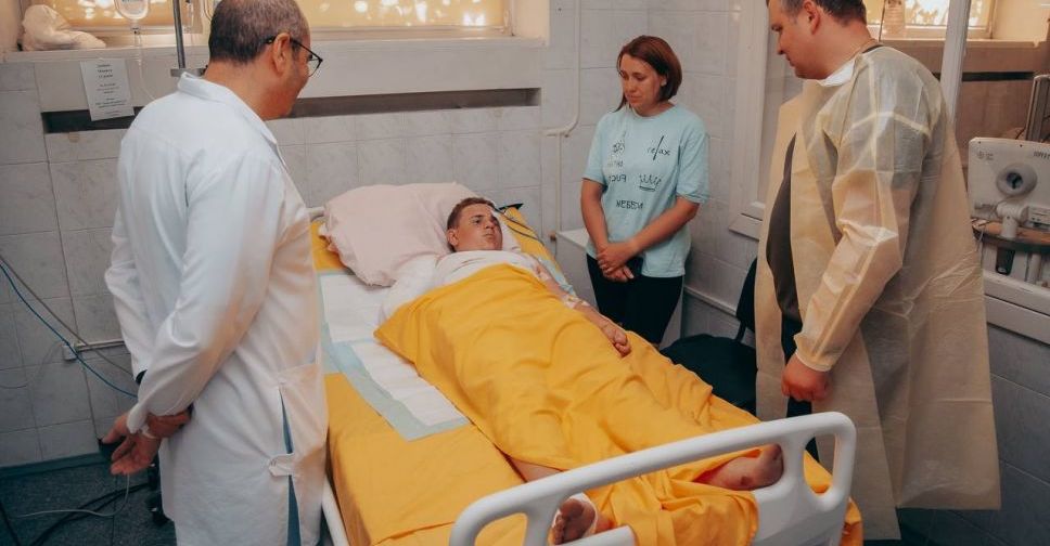 Пораненого хлопчика з Покровська врятували в лікарні Дніпра