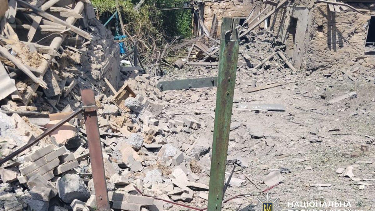 Одна людина загинула, семеро зазнали поранень внаслідок російських атак на Донеччині