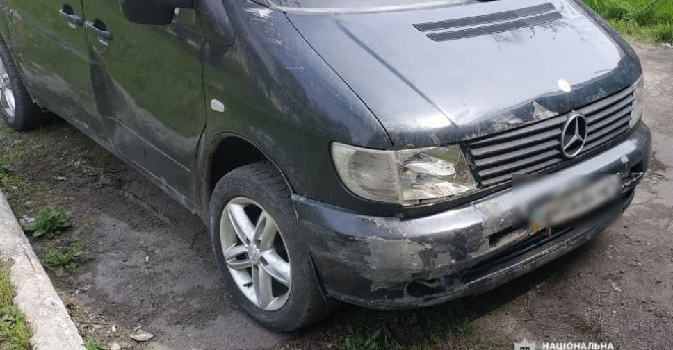 У Мирнограді водій пошкодив паркан та втік з місця події