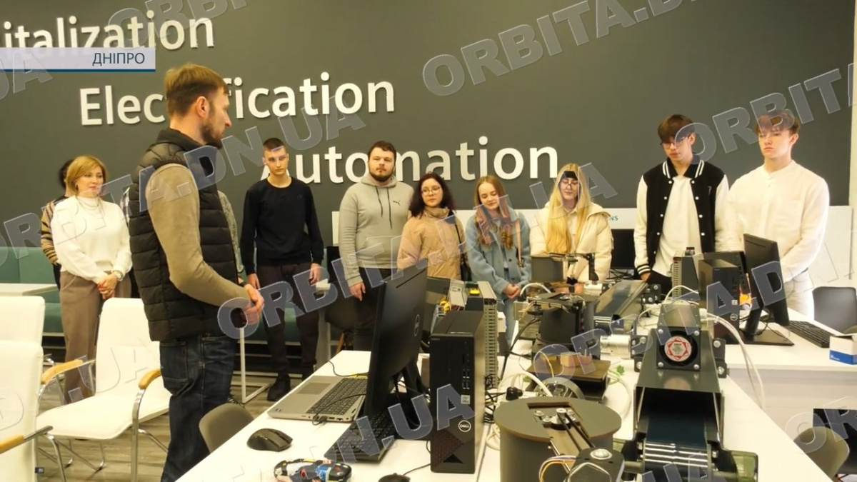 Крок у майбутнє: покровські школярі займатимуться в Дніпровській політехніці