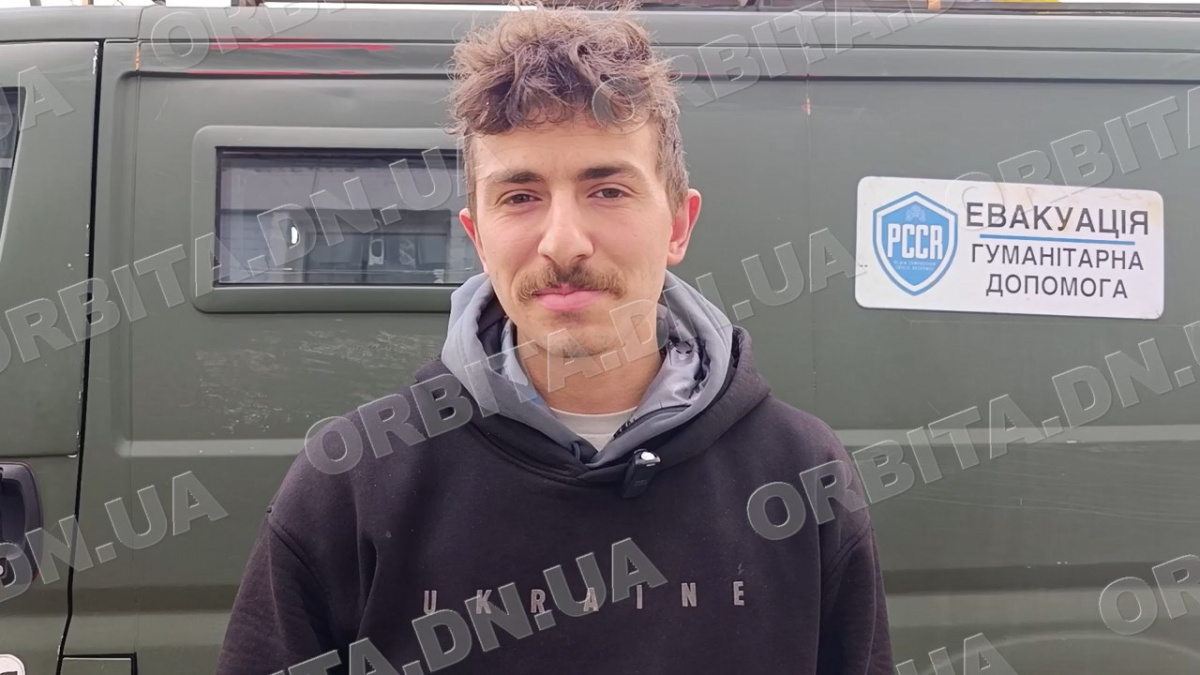 Евакуація під обстрілами: американські волонтери рятують жителів Донеччини