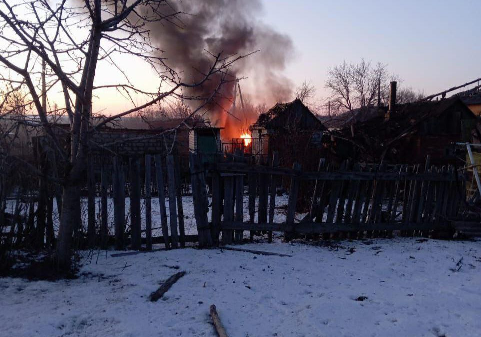 Троє цивільних загинуло, одного поранено внаслідок ворожих атак на Донеччину 21 лютого