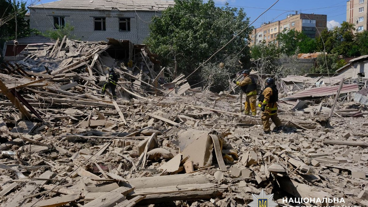 Двоє цивільних загинули, 14 поранені на Донеччині за добу внаслідок обстрілів