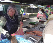 Від молочної продукції до розсади: на ринку Добропілля намагаються не піднімати ціни