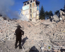За добу ворог обстріляв 12 населених пунктів Донеччини: три людини загинули, шестеро зазнали поранень