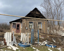 Четверо людей постраждали внаслідок російських обстрілів Донеччини 19 березня