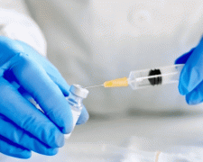 МОЗ уклало договір на поставку 1,8 млн доз китайської вакцини проти COVID-19 