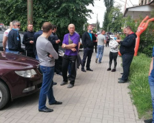 Акция протеста «Краснолиманской»: шахтеры обратились за помощью в прокуратуру и к депутатам Покровска