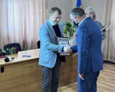 Власти Покровска и Мирнограда поздравили энергетиков с праздником