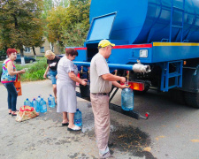 1 жовтня питну воду привезуть в Покровськ та Родинське: де набрати