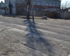 Кто будет ремонтировать улицу Шоссейную в Покровске