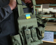 150 тисяч бронежилетів від Метінвесту захищатимуть українських воїнів