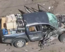 Під Покровськом автівка з медійниками підірвалась на міні