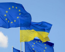 В ЕС хотят отменить безвиз для украинцев