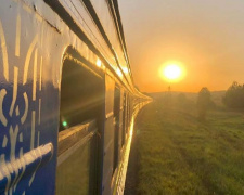 Обов’язкова евакуація з Донеччини: Укрзалізниця призначила ще один евакуаційний рейс
