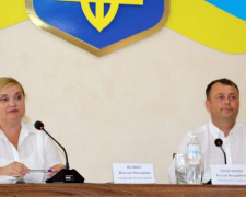 Полчаса на шесть вопросов: В Покровске прошла внеочередная сессия городского совета